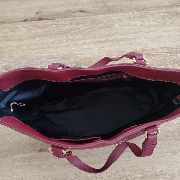 COPY - VINTAGE JUICY COUTURE Y2K REAL LEATHER BURGUNDY PURSE - Picture 6 of 9